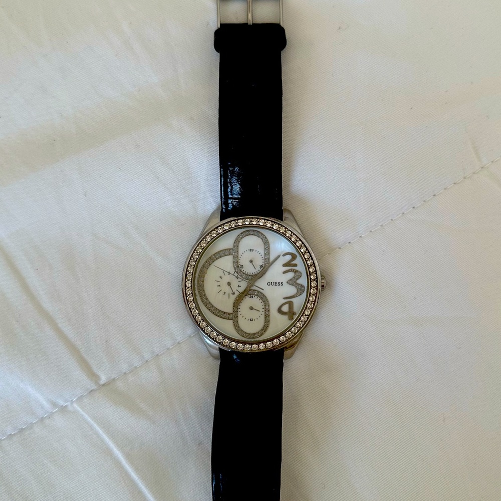 GUESS watch